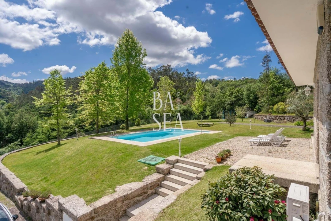 Moradia T3 para Venda em Bouro (Santa Maria) Foto 34