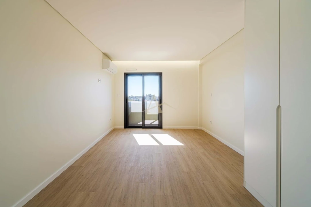 Apartamento T3 para Venda em Santa Marinha Foto 23