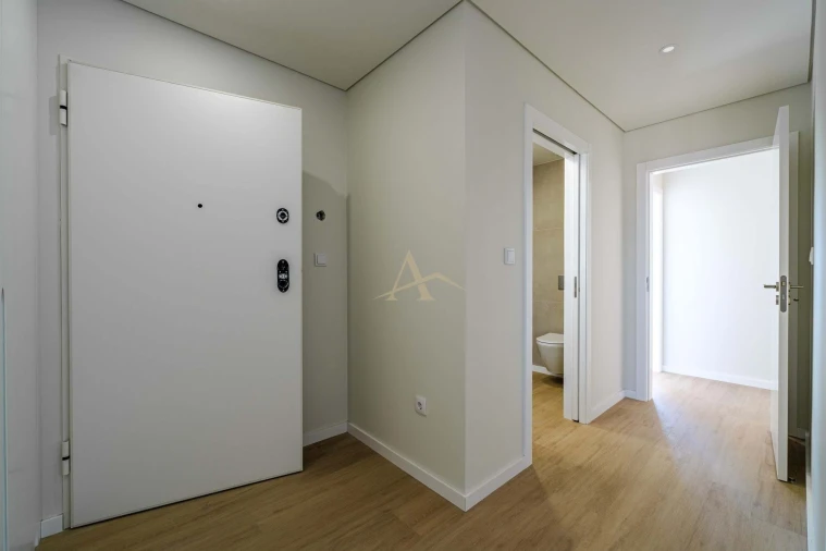 Apartamento T3 para Venda em Santa Marinha Foto 15