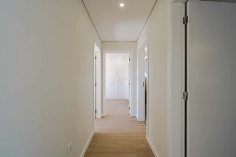 Apartamento T3 para Venda em Santa Marinha Foto 26