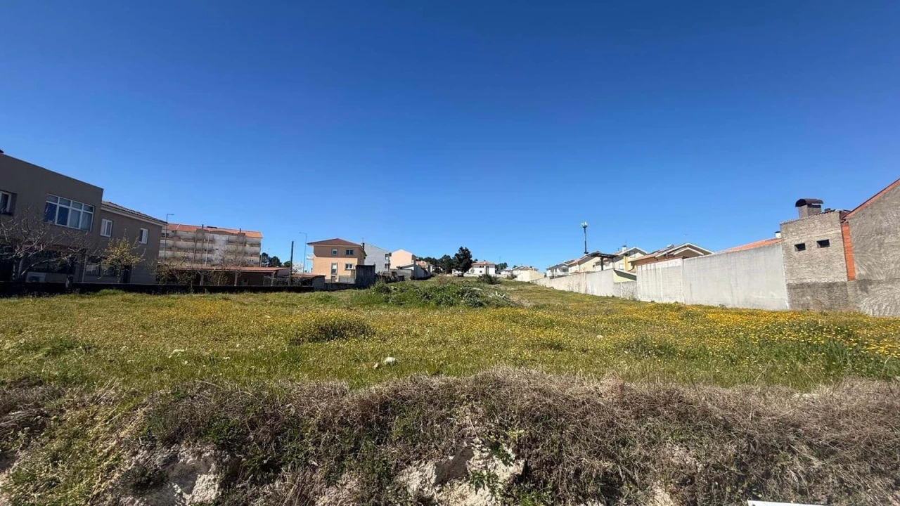 Terreno para Venda em Carrazeda de Ansiães Foto 1