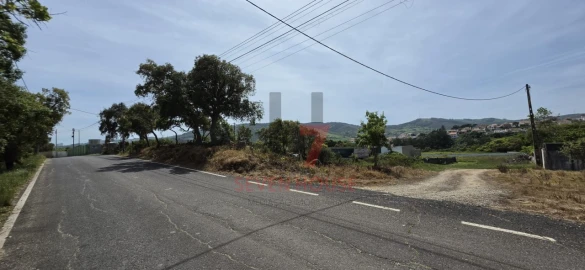 Terreno para Venda em Loures