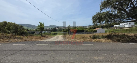 Terreno para Venda em Loures