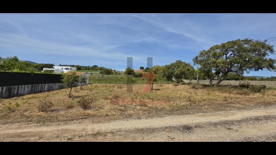 Terreno para Venda em Loures