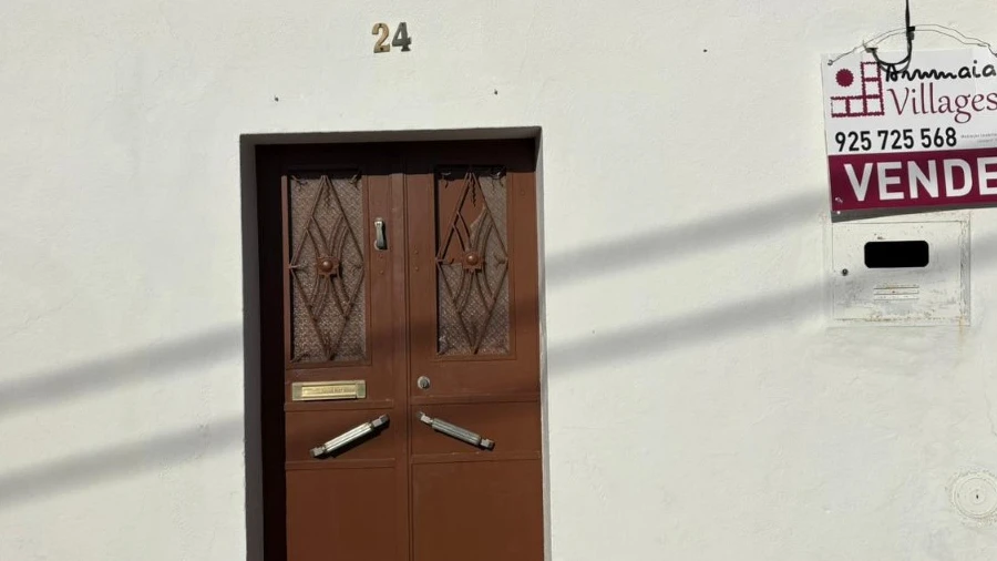 Moradia T2 para Venda em Barbacena e Vila Fernando