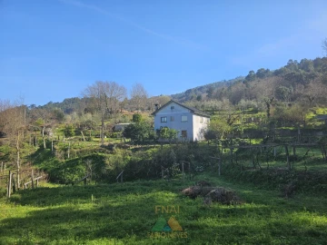 Moradia T3 para Venda em Beiral do Lima