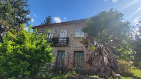 Moradia T4 para Venda em Ardegão, Freixo e Mato