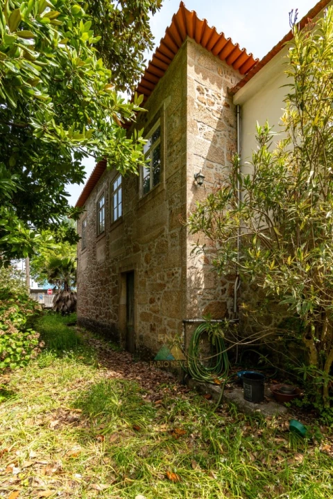 Moradia T4 para Venda em Ardegão, Freixo e Mato