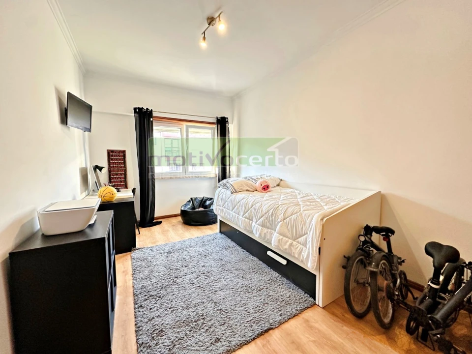 Apartamento T2 para Venda em Cacém e São Marcos Foto 13