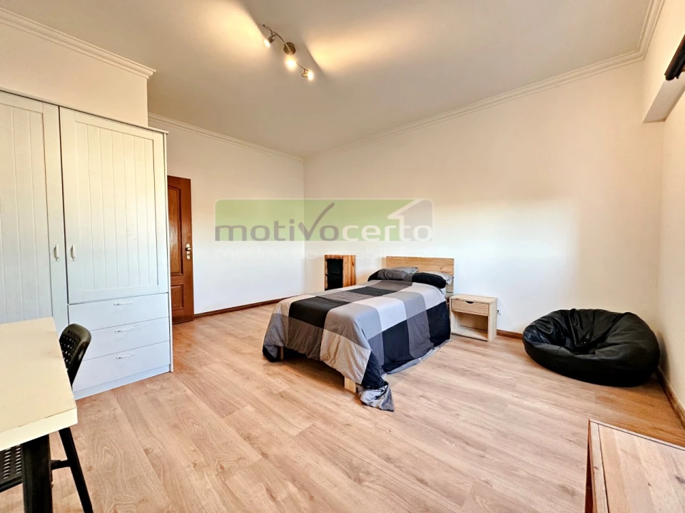 Apartamento T2 para Venda em Cacém e São Marcos Foto 16