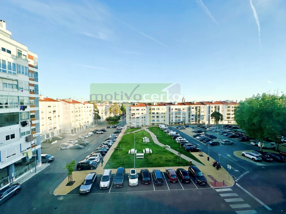 Apartamento T2 para Venda em Cacém e São Marcos Foto 20