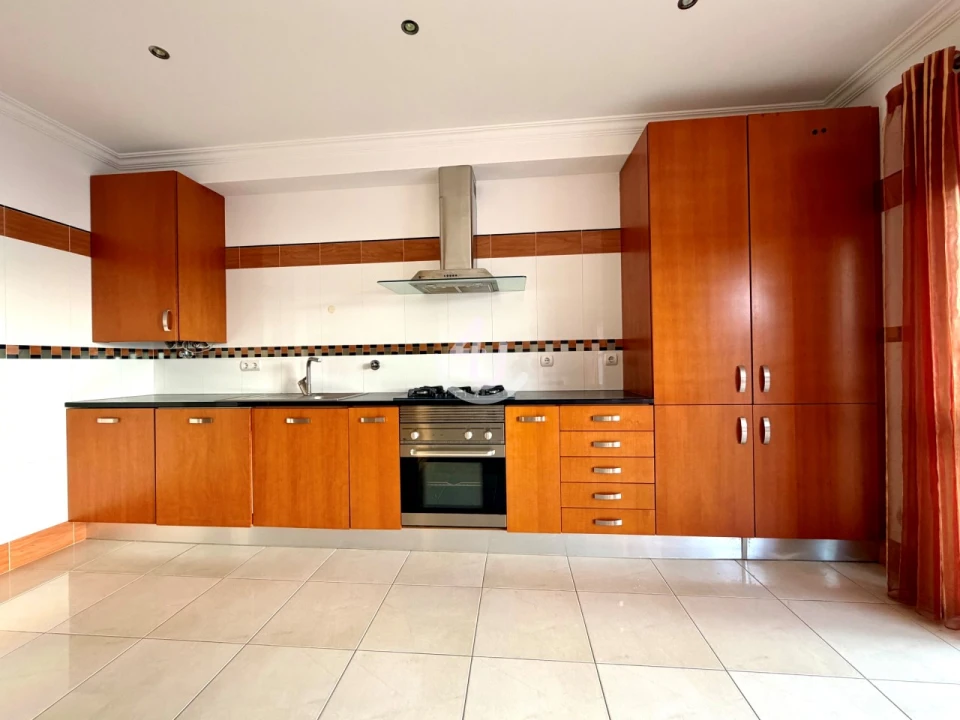 Apartamento T3 para Venda em São Martinho do Porto Foto 17