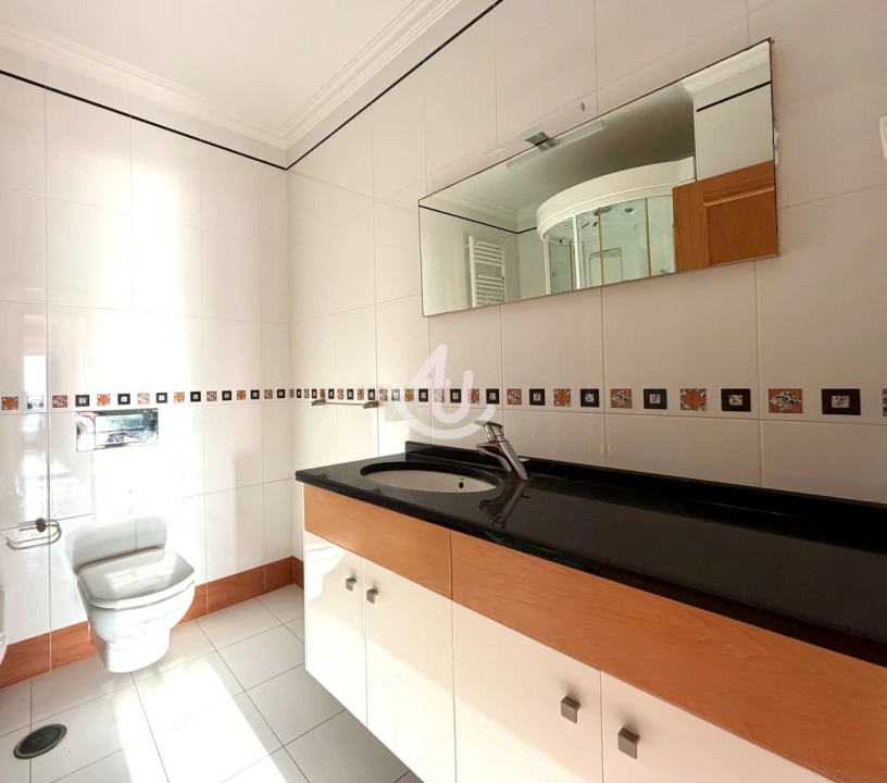 Apartamento T3 para Venda em São Martinho do Porto Foto 29