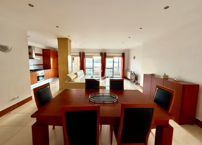 Apartamento T3 para Venda em São Martinho do Porto Foto 12