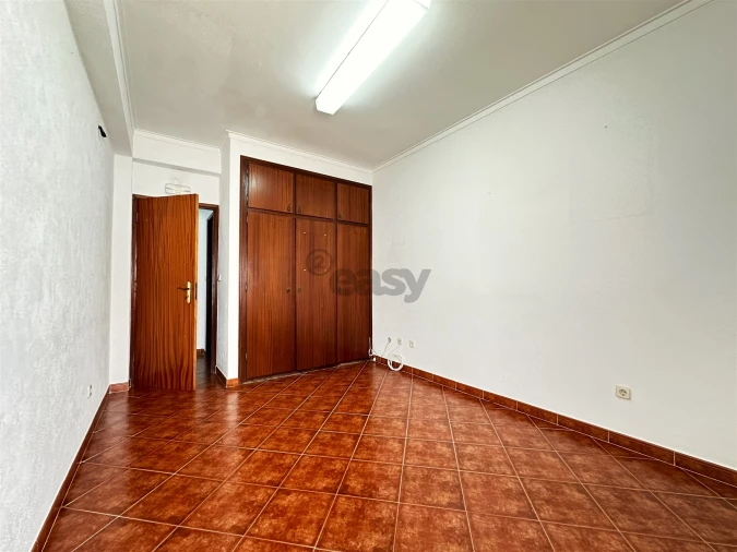 Apartamento T2 para Venda em Borba (Matriz) Foto 16