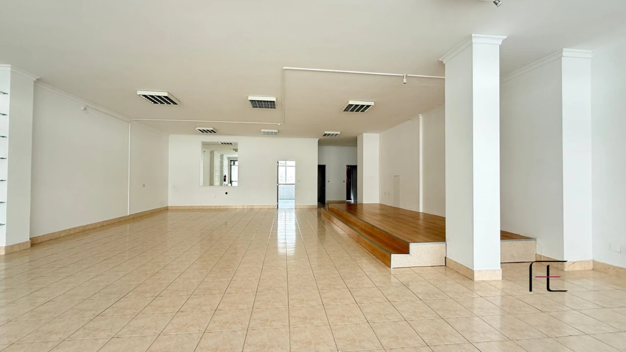 Loja para Venda em Ermesinde Foto 1