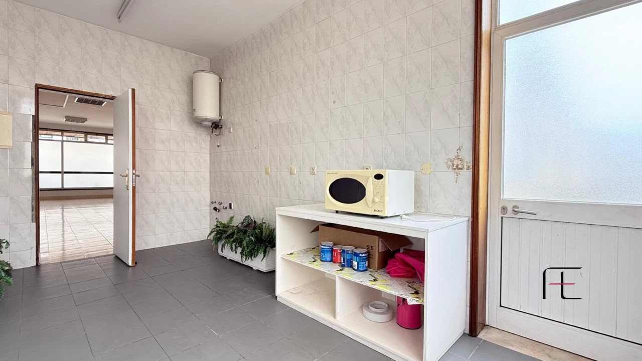 Loja para Arrendamento em Ermesinde Foto 14