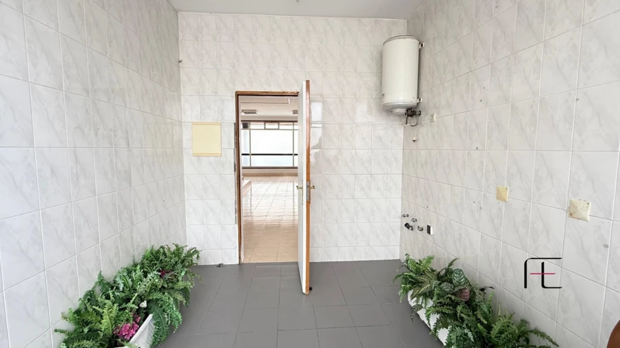 Loja para Arrendamento em Ermesinde Foto 12