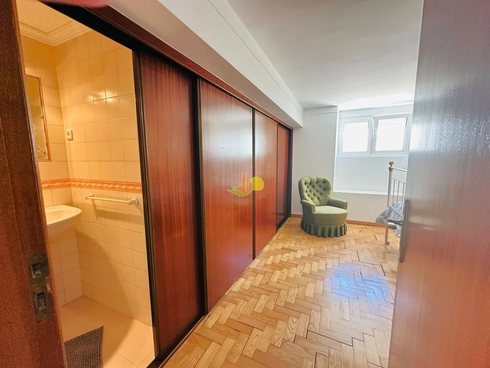 Moradia T4 para Venda em São Pedro Foto 23