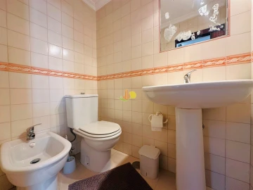 Moradia T4 para Venda em São Pedro