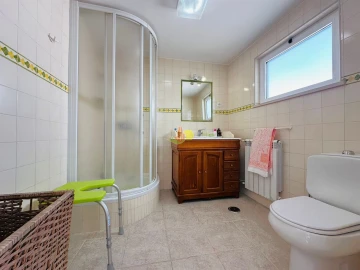 Moradia T4 para Venda em São Pedro