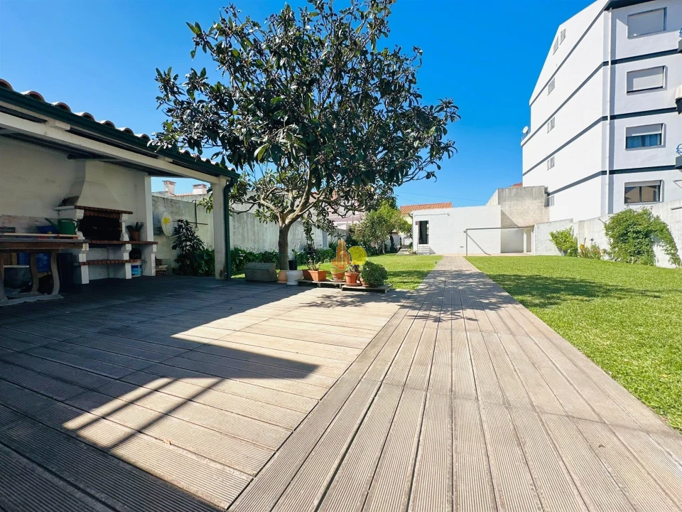 Moradia T4 para Venda em São Pedro Foto 45