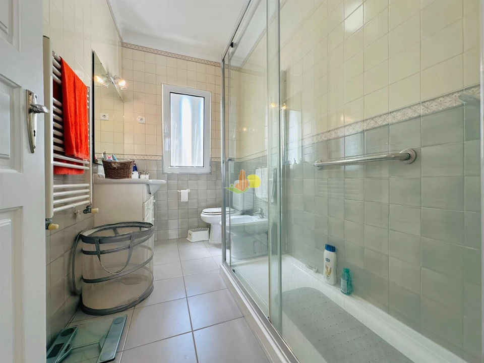 Moradia T4 para Venda em São Pedro Foto 7