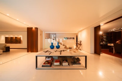 Moradia T5 para Venda em Oliveira, São Paio e São Sebastião