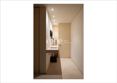 Moradia T5 para Venda em Oliveira, São Paio e São Sebastião