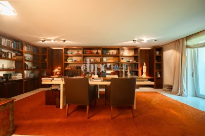 Moradia T5 para Venda em Oliveira, São Paio e São Sebastião