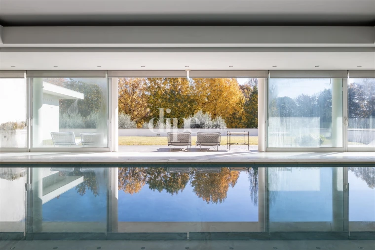 Moradia T5 para Venda em Oliveira, São Paio e São Sebastião Foto 10