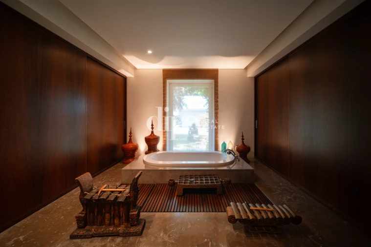 Moradia T5 para Venda em Oliveira, São Paio e São Sebastião Foto 27