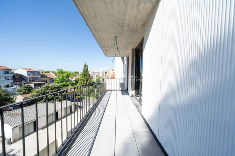 Apartamento T4 para Venda em Bonfim Foto 17