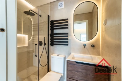 Apartamento T4 para Venda em Massamá e Monte Abraão