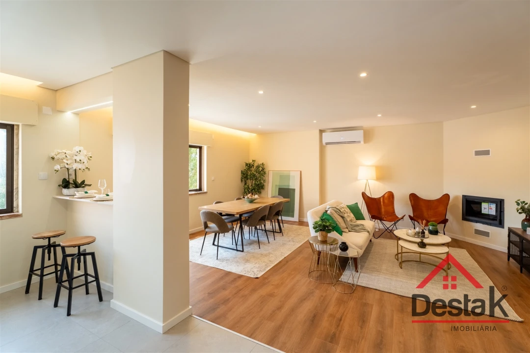 Apartamento T4 para Venda em Massamá e Monte Abraão Foto 2