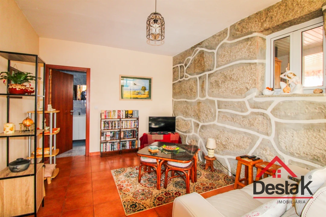 Moradia T2 para Venda em Figueiredo de Alva Foto 15