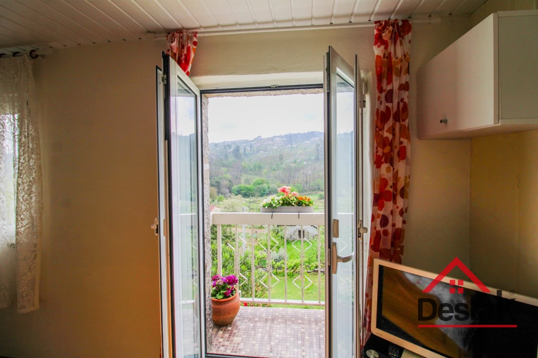 Moradia T2 para Venda em Figueiredo de Alva Foto 26