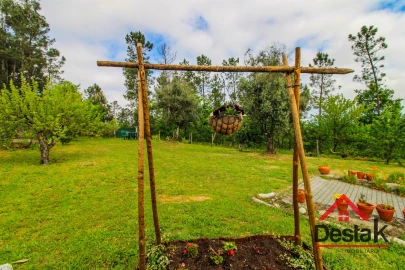 Moradia T2 para Venda em Figueiredo de Alva