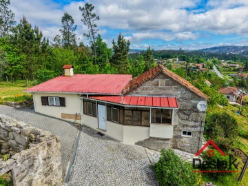 Moradia T2 para Venda em Figueiredo de Alva