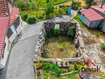 Moradia T2 para Venda em Figueiredo de Alva