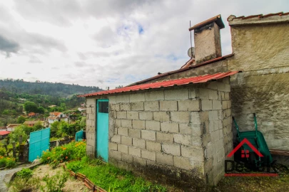 Moradia T2 para Venda em Figueiredo de Alva