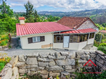 Moradia T2 para Venda em Figueiredo de Alva