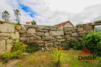 Moradia T2 para Venda em Figueiredo de Alva