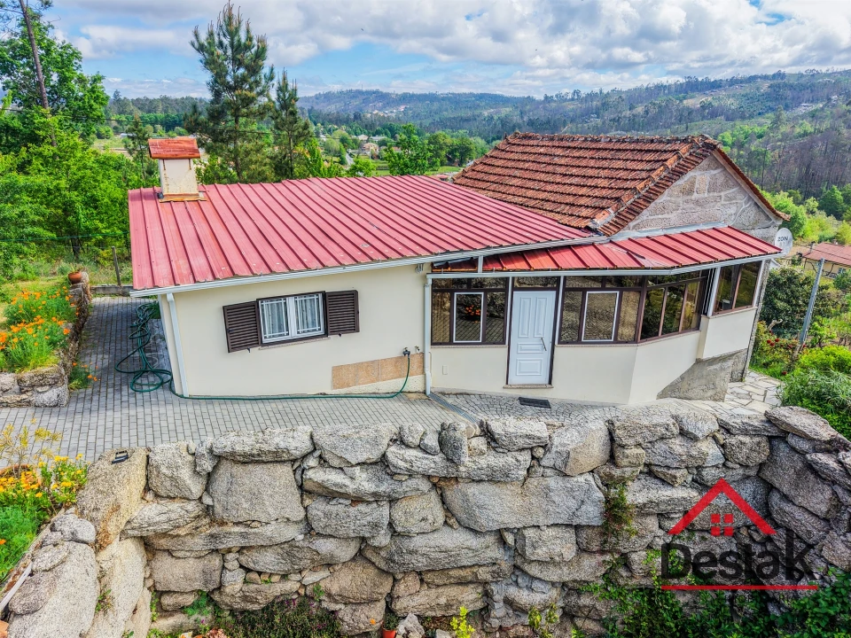 Moradia T2 para Venda em Figueiredo de Alva Foto 9