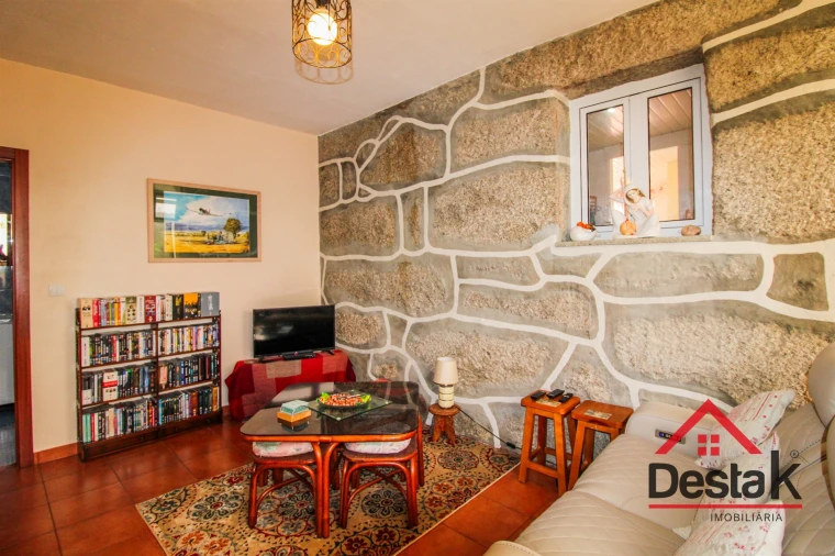 Moradia T2 para Venda em Figueiredo de Alva Foto 17