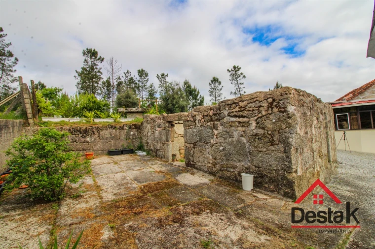 Moradia T2 para Venda em Figueiredo de Alva Foto 35