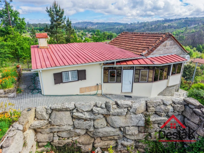 Moradia T2 para Venda em Figueiredo de Alva Foto 9