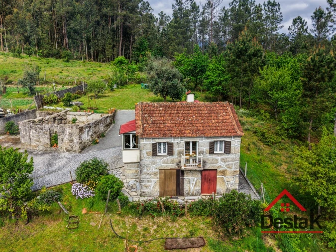 Moradia T2 para Venda em Figueiredo de Alva Foto 3