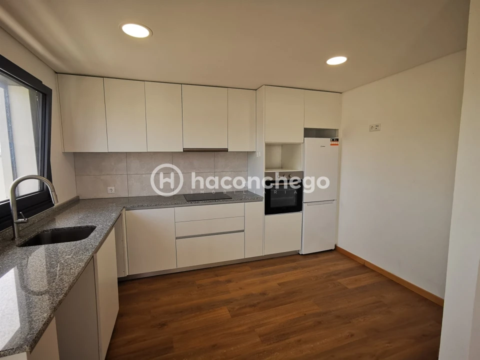 Apartamento T2 para Venda em Tamel (São Verissimo) Foto 9