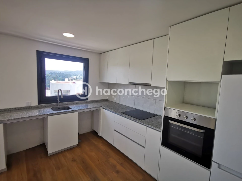 Apartamento T2 para Venda em Tamel (São Verissimo) Foto 14